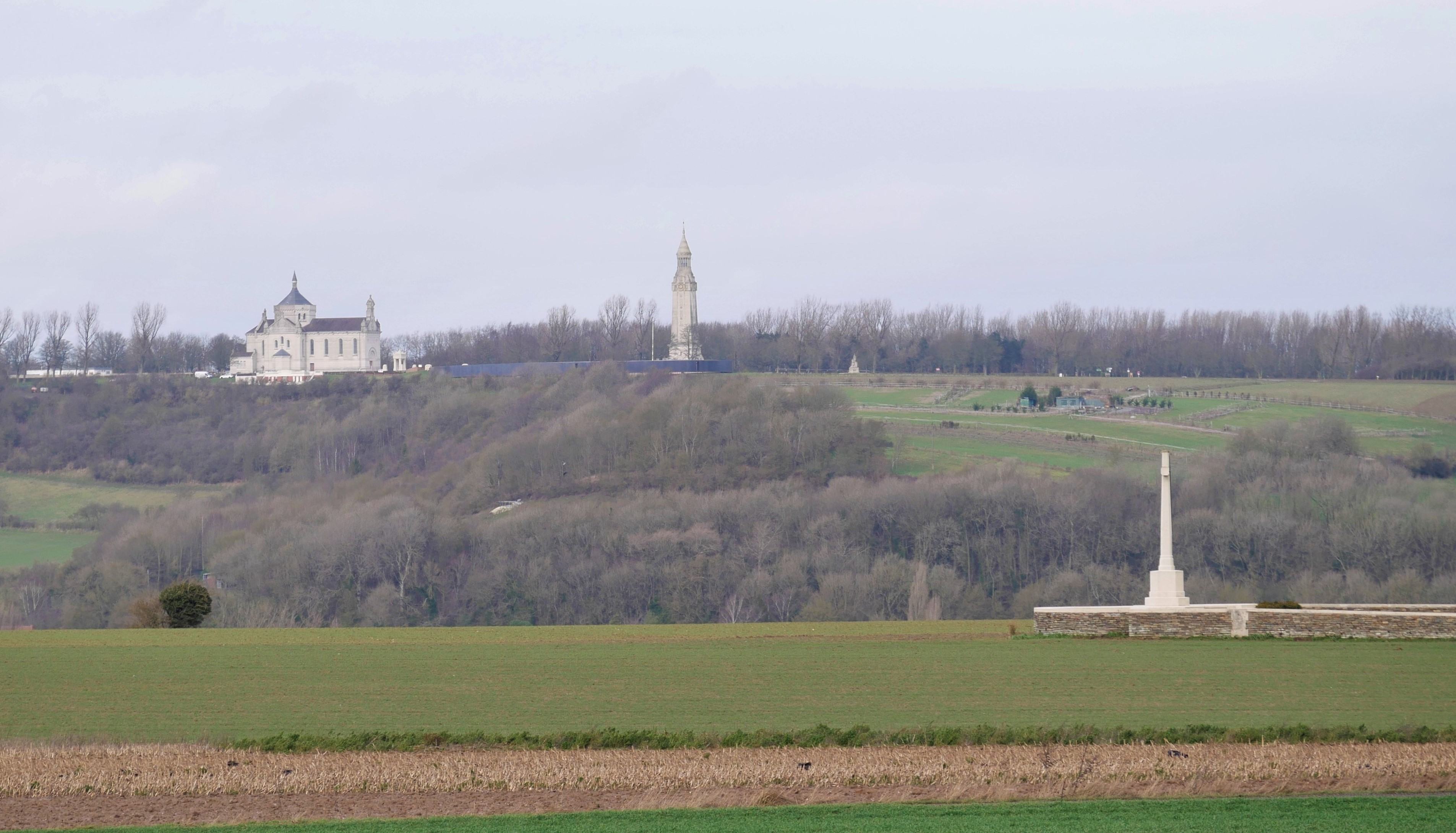 BALADES PHOTOGRAPHIQUES AUTOUR DE NOTREDAME DE LORETTE Office de Tourisme Lens Lievin
